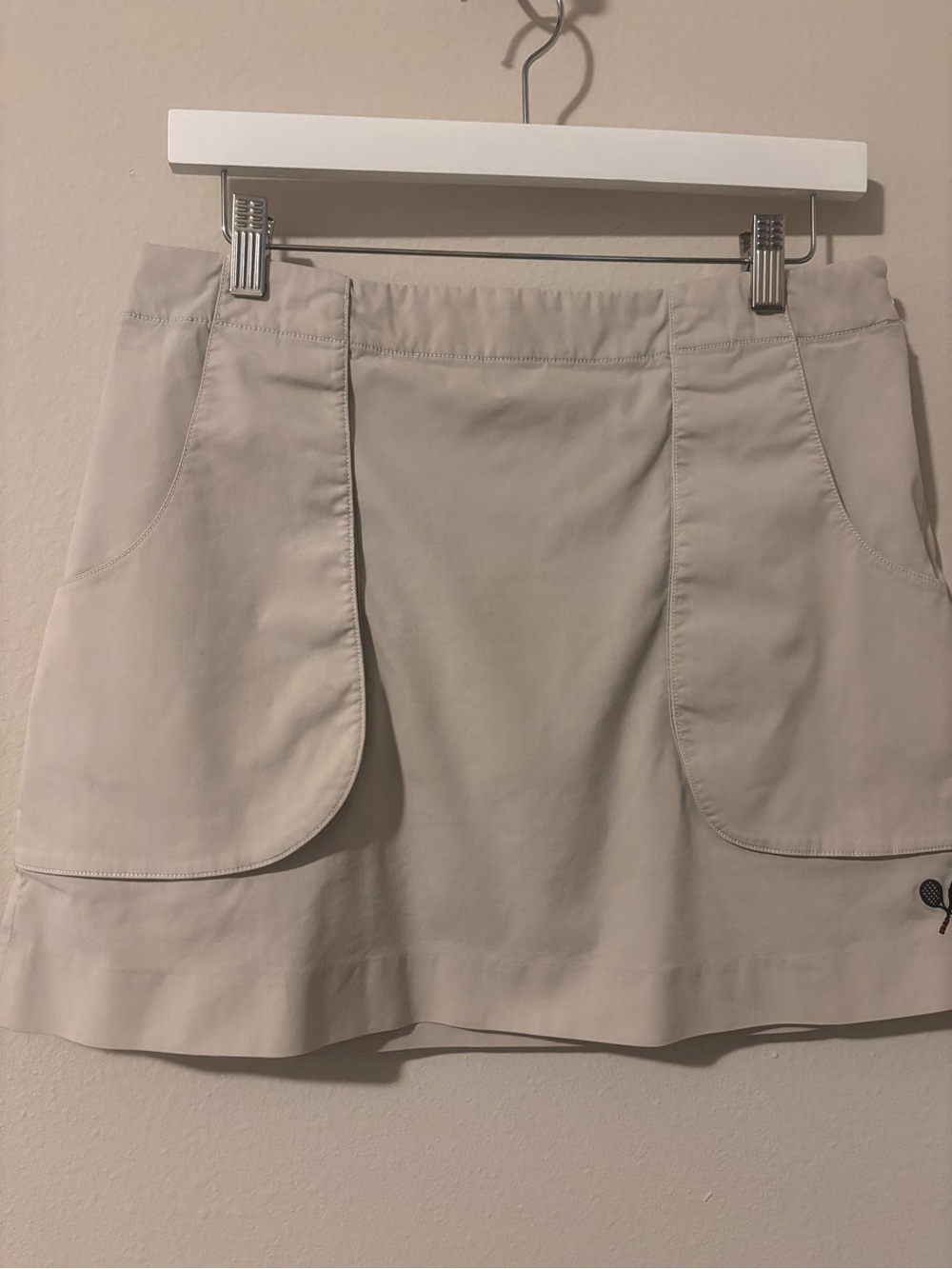 BROOKS BROTHERS Beige Tennis/Sports Skort with Pocket Detail